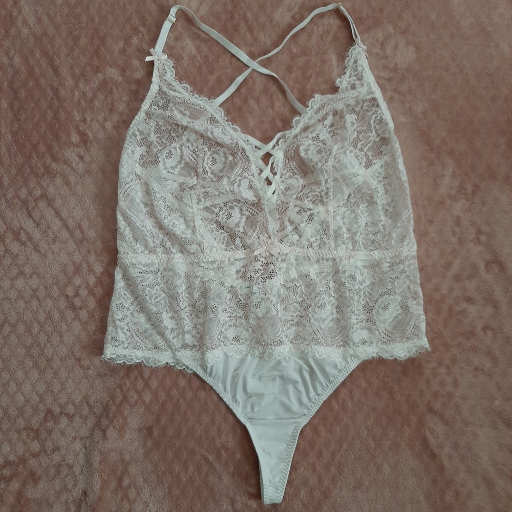 NWOT 🎀 Cacique Sexy Playsuit - Picture 3 of 11
